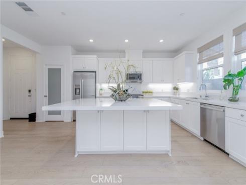 204 Yerba , Irvine, CA
