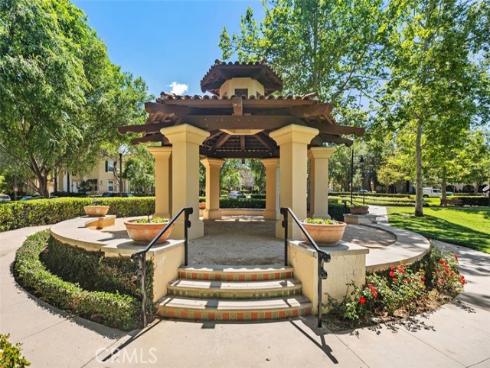 33 Flowerbud , Irvine, CA