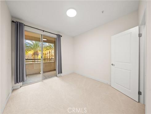 2322 Scholarship , Irvine, CA