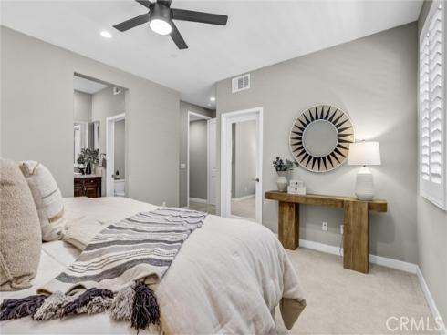 105  Rake  , Irvine, CA