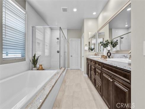 105  Rake  , Irvine, CA