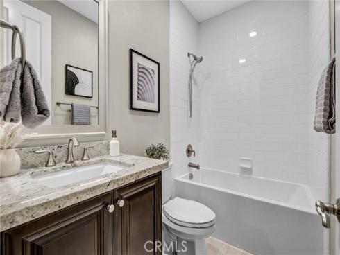 105  Rake  , Irvine, CA