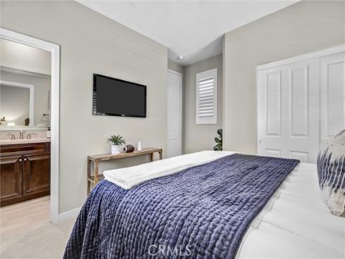 105  Rake  , Irvine, CA