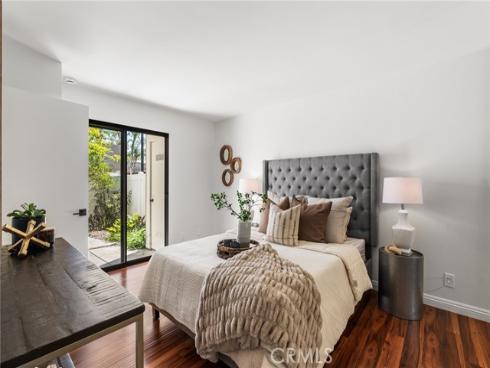 39 Tarocco , Irvine, CA