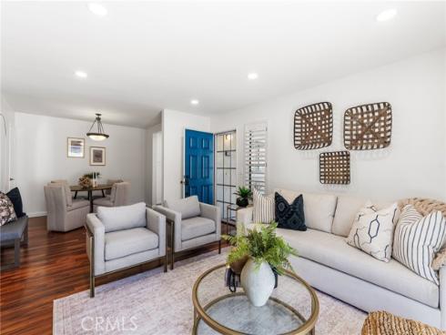 39 Tarocco , Irvine, CA