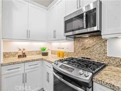 220 Follyhatch , Irvine, CA