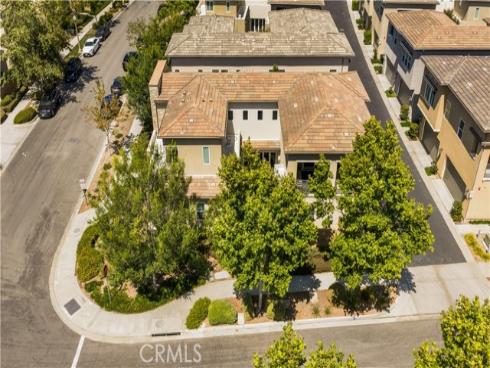 220 Follyhatch , Irvine, CA