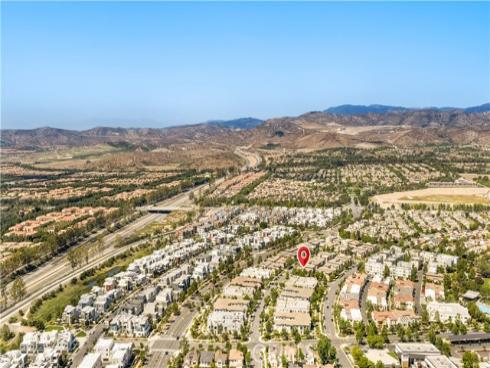 220 Follyhatch , Irvine, CA