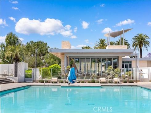 220  Follyhatch  , Irvine, CA