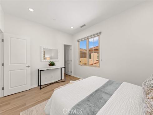 53 Cherry Tree , Irvine, CA