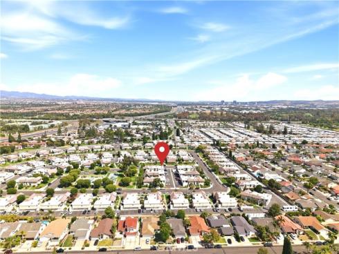 66 Golden Glen 4 Street, Irvine, CA