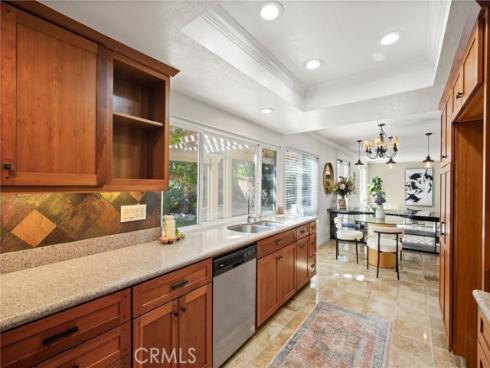 17 Deerwood , Irvine, CA