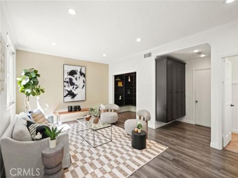 17 Deerwood , Irvine, CA