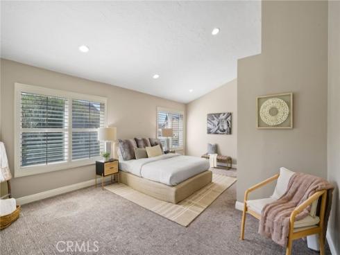 17 Deerwood , Irvine, CA