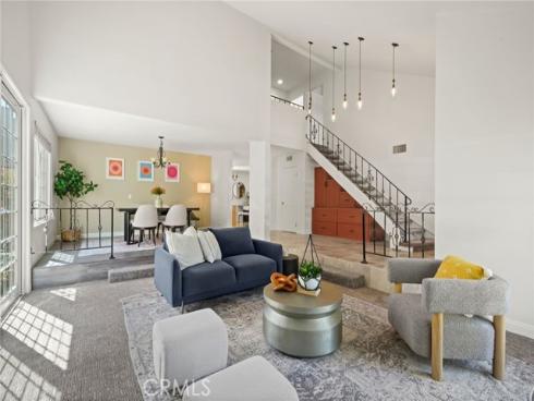 17 Deerwood , Irvine, CA