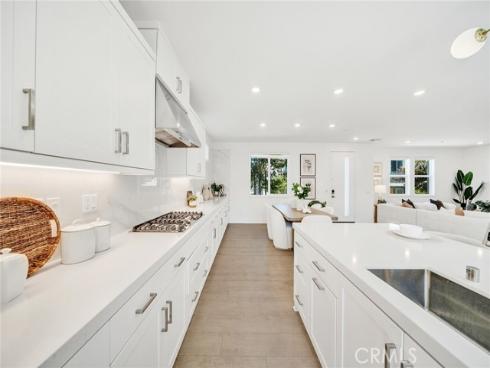 174 Sash , Irvine, CA