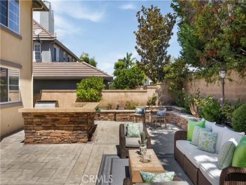 9 Modesto , Irvine, CA