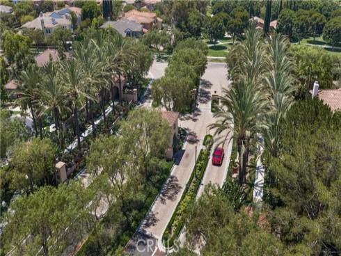 9 Modesto , Irvine, CA