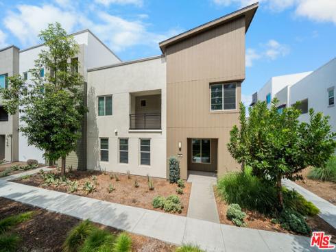 162 Novel , Irvine, CA