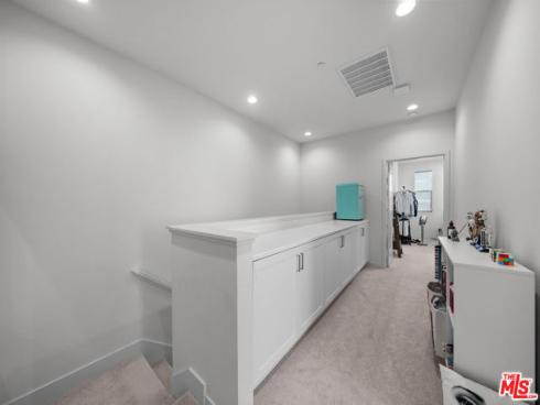 162 Novel , Irvine, CA