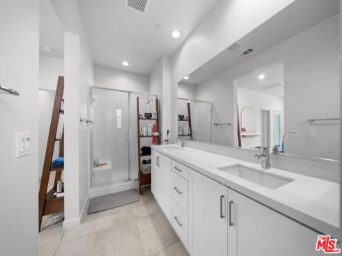 162 Novel , Irvine, CA