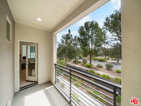 162 Novel , Irvine, CA
