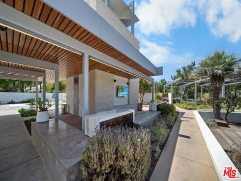 162 Novel , Irvine, CA