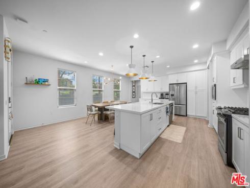 162 Novel , Irvine, CA