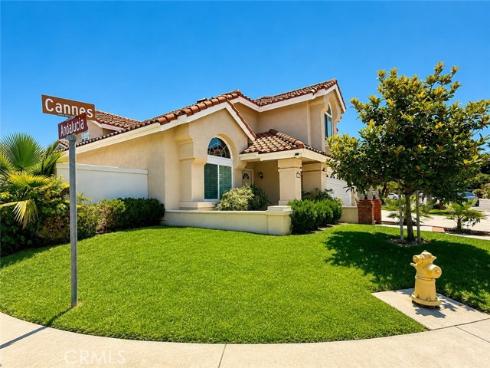 6 Cannes , Irvine, CA