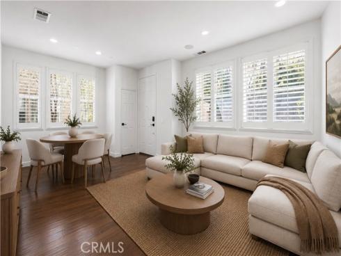 34  League  , Irvine, CA