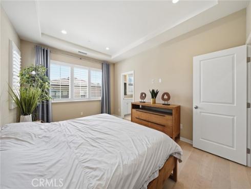 73 Island Coral , Irvine, CA