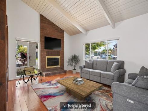 19  Woodrush  , Irvine, CA