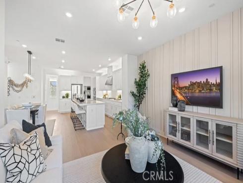 701 Sonia , Irvine, CA