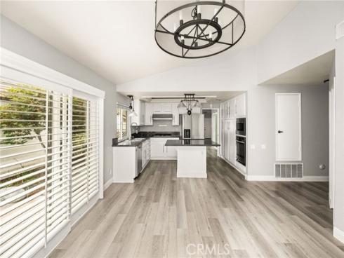 7 Atlanta , Irvine, CA
