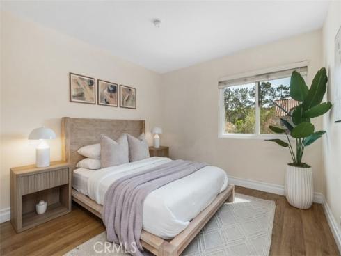 21 Mirador , Irvine, CA