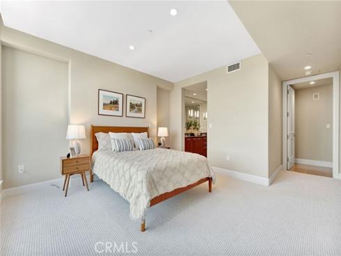 3064 Scholarship , Irvine, CA