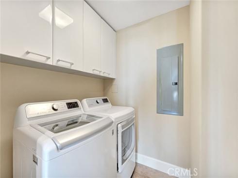 3064 Scholarship , Irvine, CA