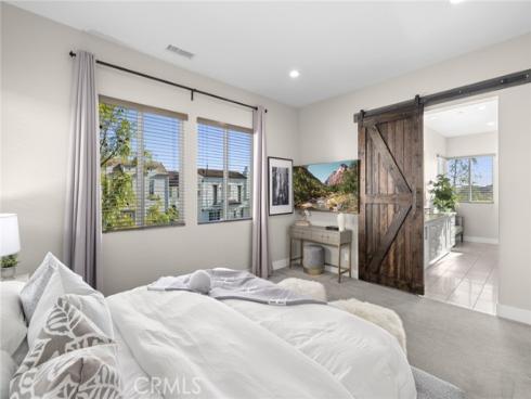 217 Cultivate , Irvine, CA