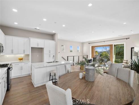 217 Cultivate , Irvine, CA