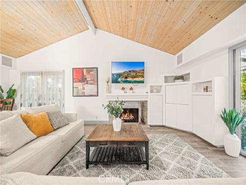 58 Fulton , Irvine, CA