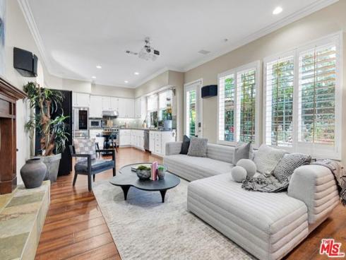 92 Winslow Lane, Irvine, CA