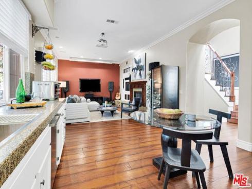 92 Winslow Lane, Irvine, CA
