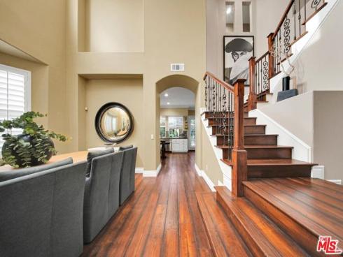 92 Winslow Lane, Irvine, CA