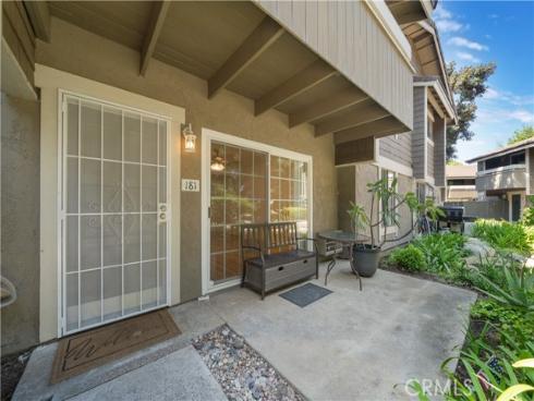 181  Streamwood  , Irvine, CA
