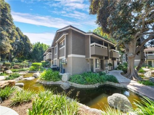 181  Streamwood  , Irvine, CA