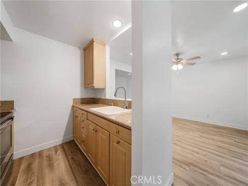 181  Streamwood  , Irvine, CA