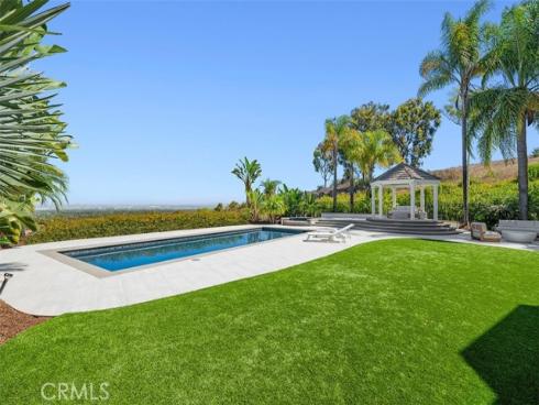 21 Chester , Irvine, CA
