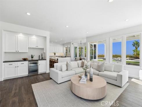 21 Chester , Irvine, CA