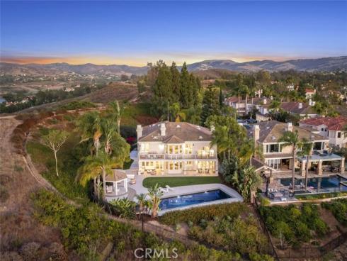 21 Chester , Irvine, CA