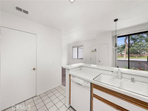 25 Remington , Irvine, CA